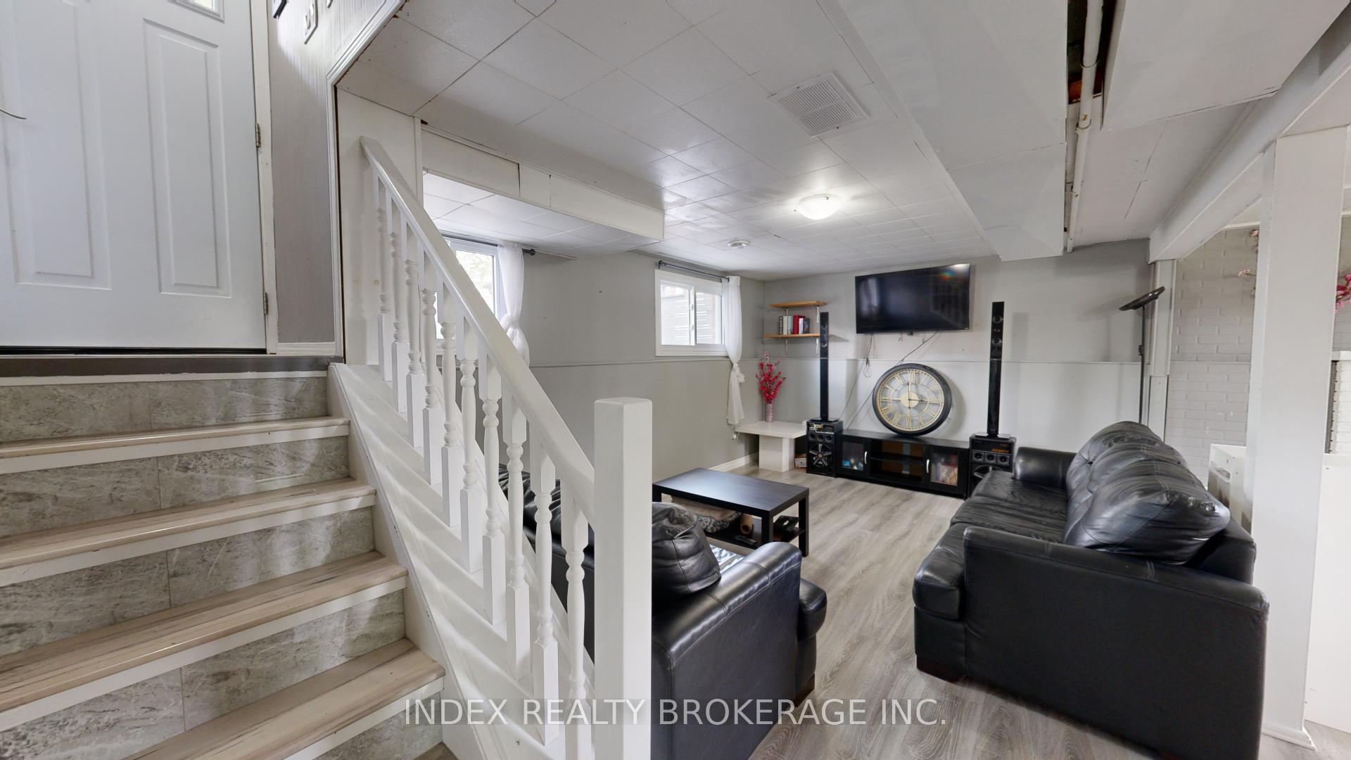 Photo 19 of 82 Moore Avenue, Aylmer — HOMEH