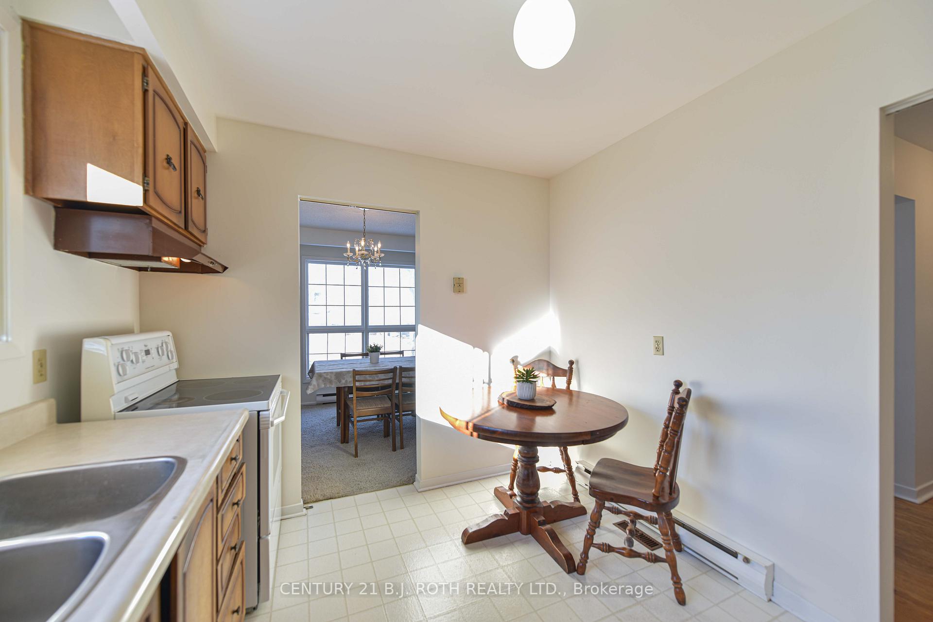 Photo 8 of 37 Davies Crescent, Barrie, Grove East — HOMEH