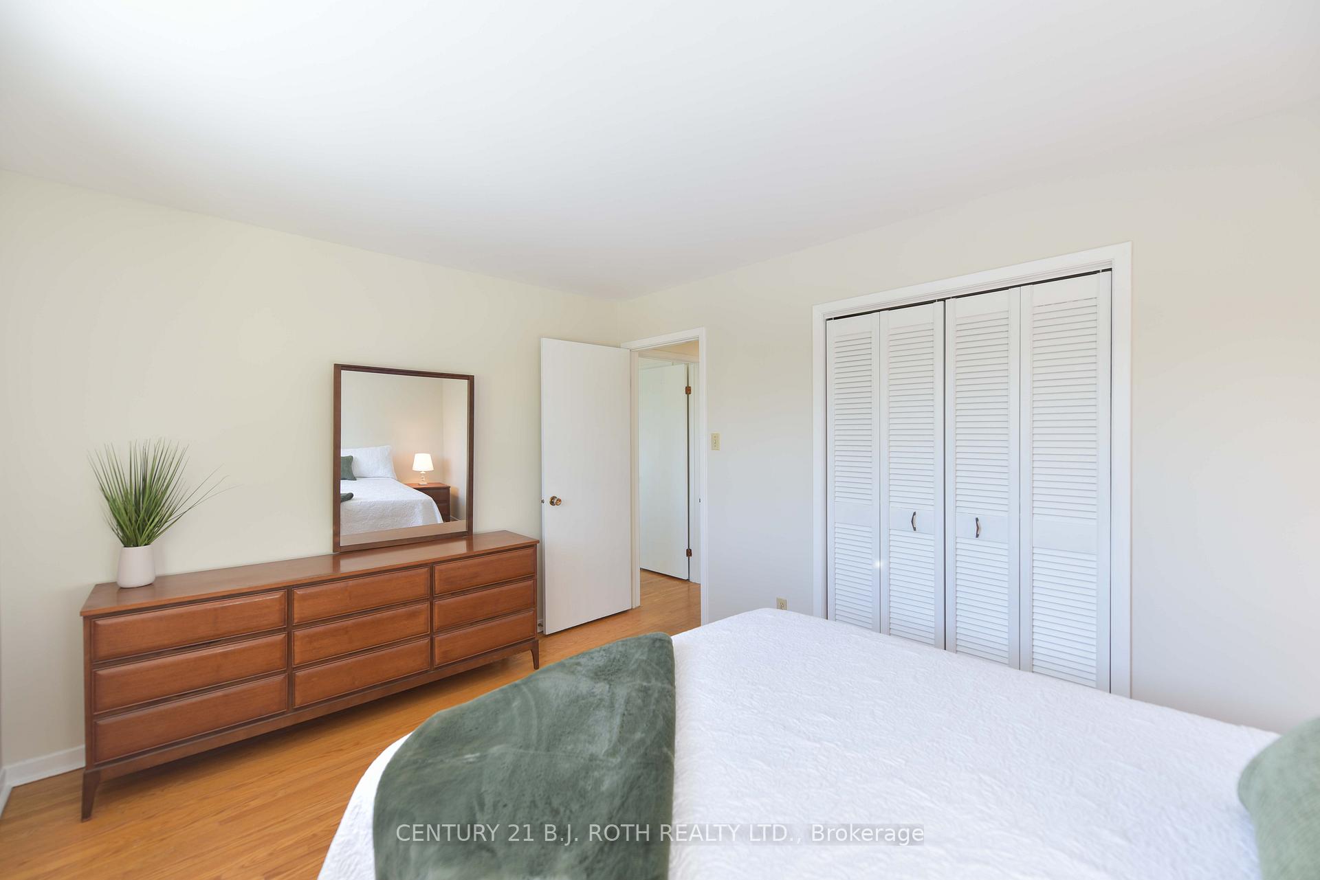 Photo 15 of 37 Davies Crescent, Barrie, Grove East — HOMEH