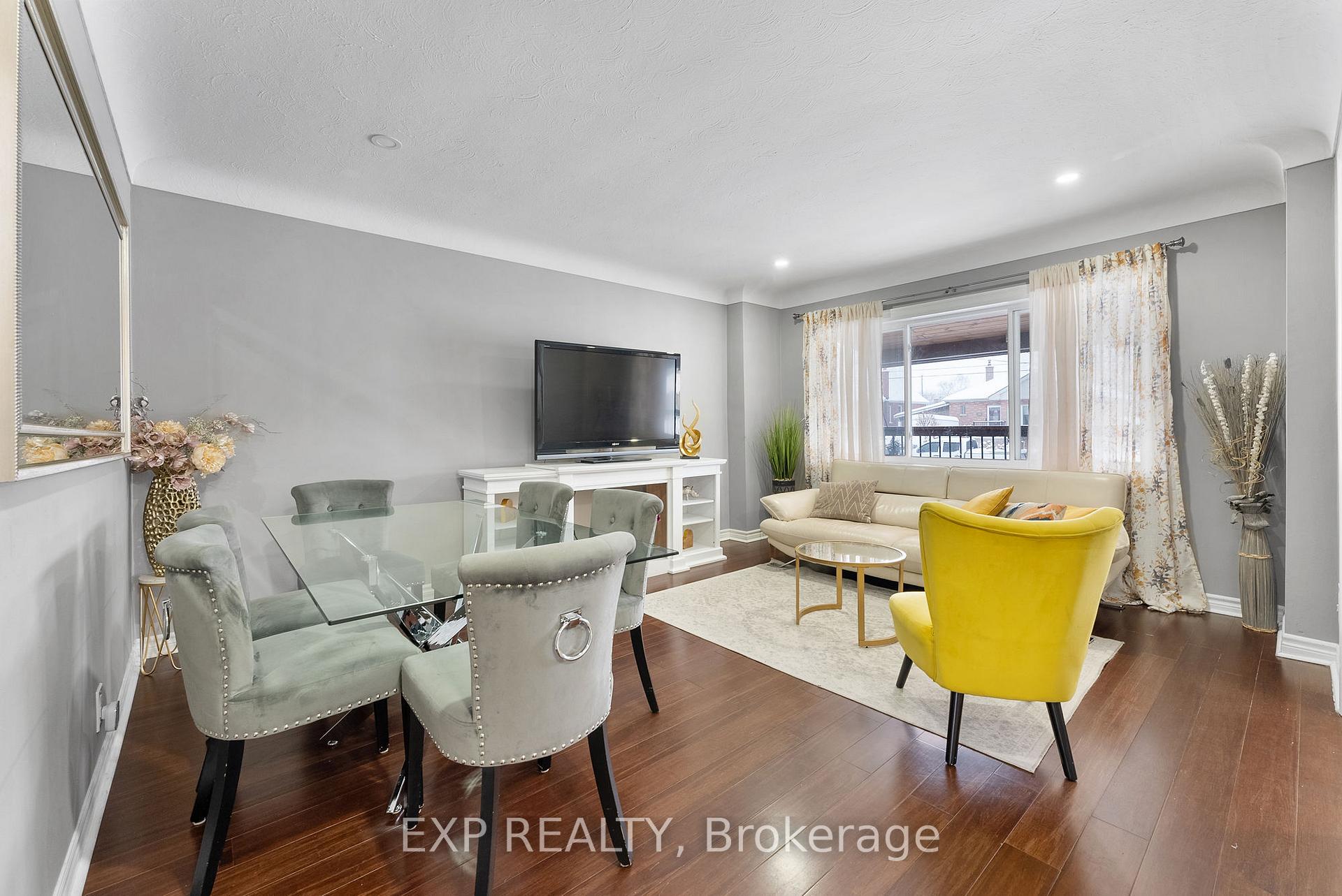 Photo 8 of 377 East 28th Street, Hamilton, Burkholme — HOMEH