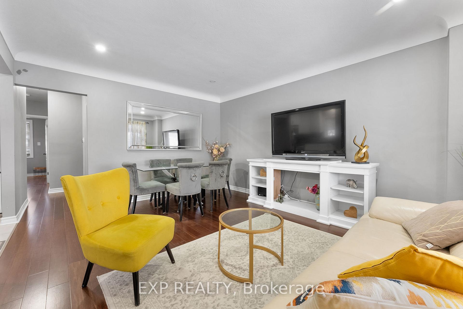 Photo 12 of 377 East 28th Street, Hamilton, Burkholme — HOMEH