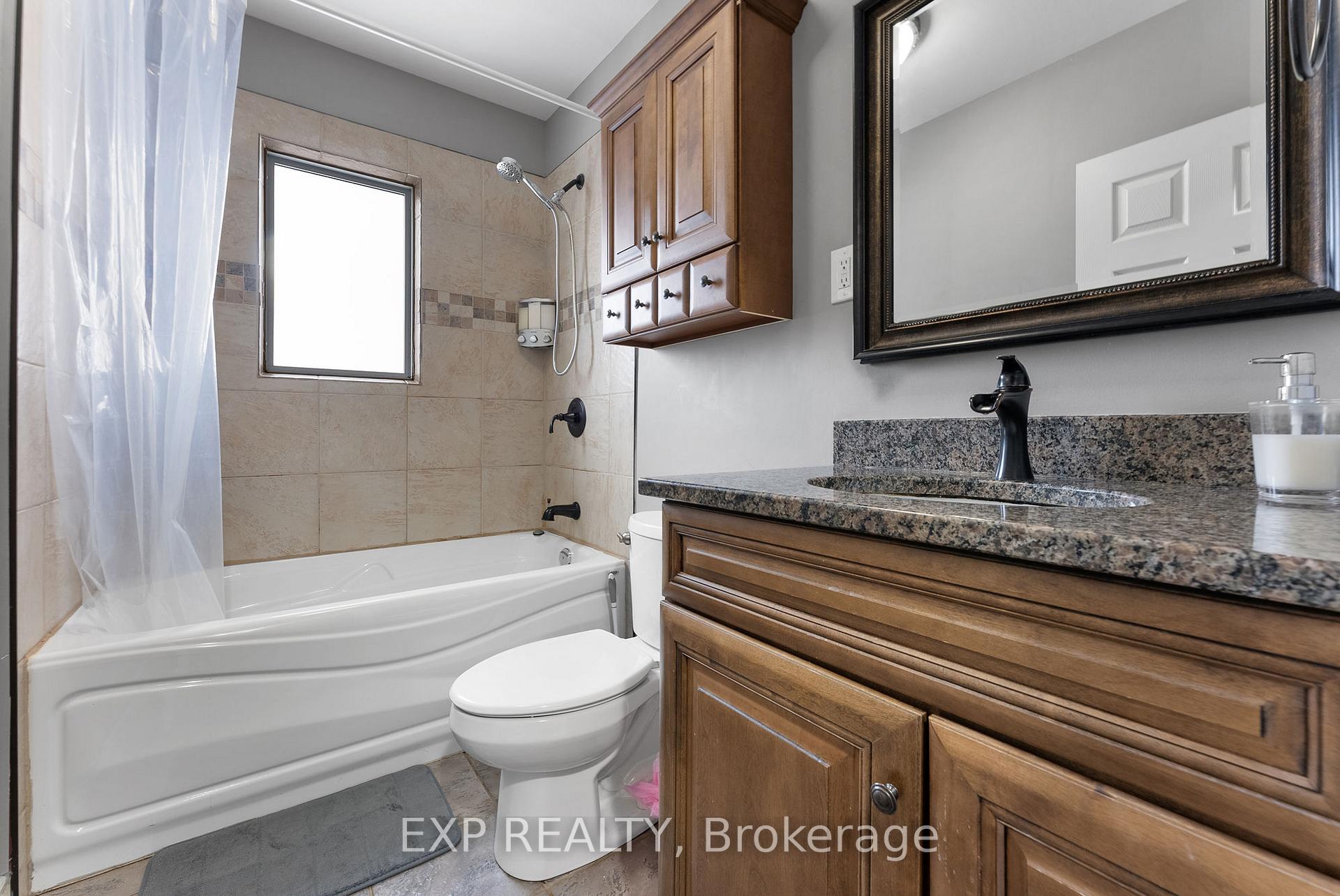 Photo 15 of 377 East 28th Street, Hamilton, Burkholme — HOMEH
