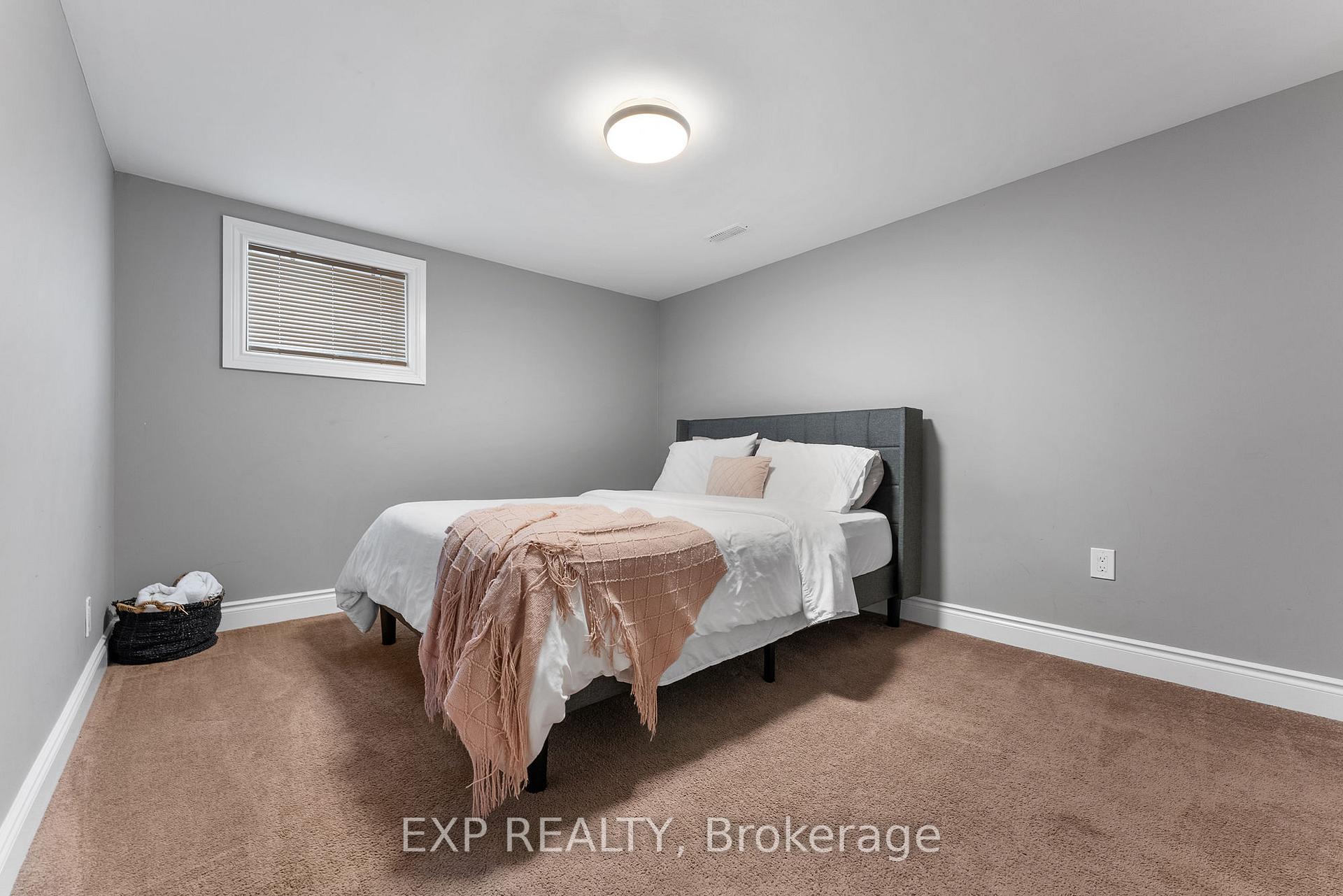 Photo 26 of 377 East 28th Street, Hamilton, Burkholme — HOMEH