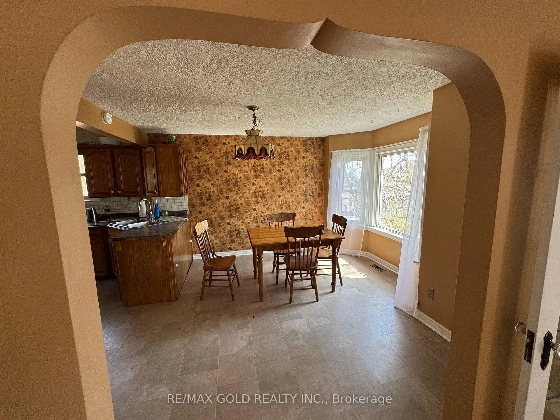 Photo 2 of 329 George Street, Central Elgin, Rural Central Elgin — HOMEH