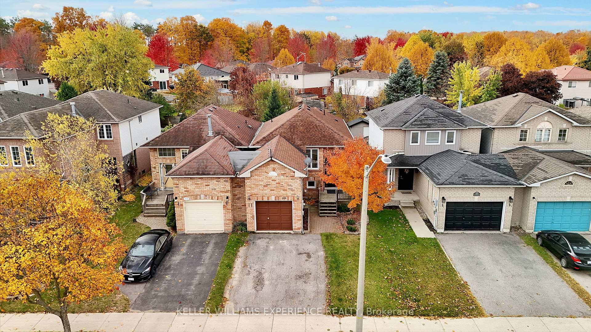 Photo 4 of 109 Athabaska Road, Barrie, Holly — HOMEH