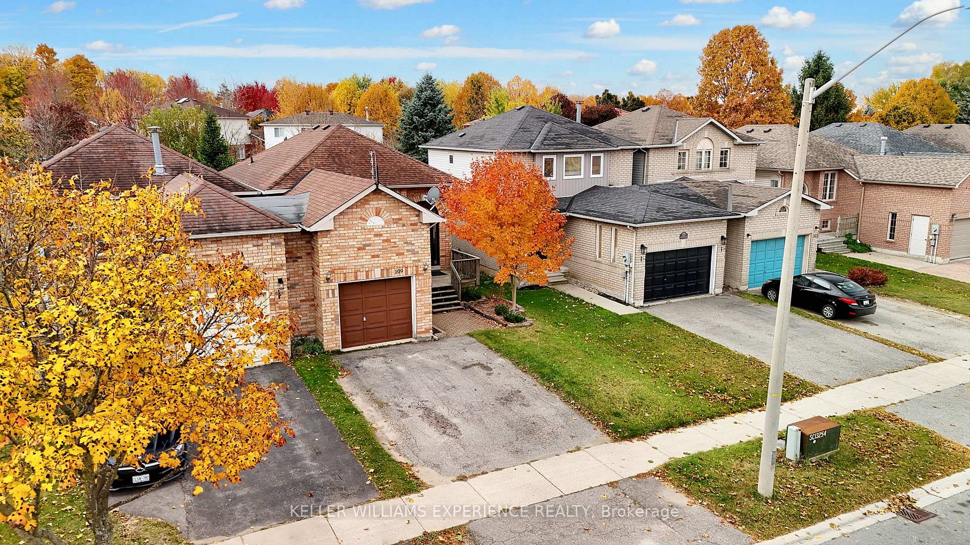 Photo 5 of 109 Athabaska Road, Barrie, Holly — HOMEH