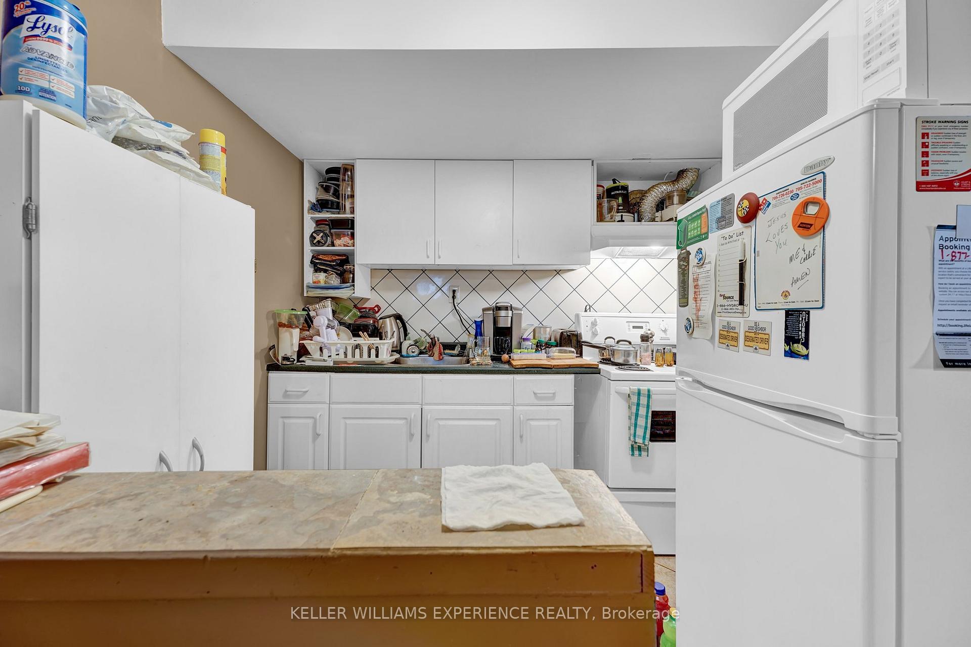 Photo 25 of 109 Athabaska Road, Barrie, Holly — HOMEH