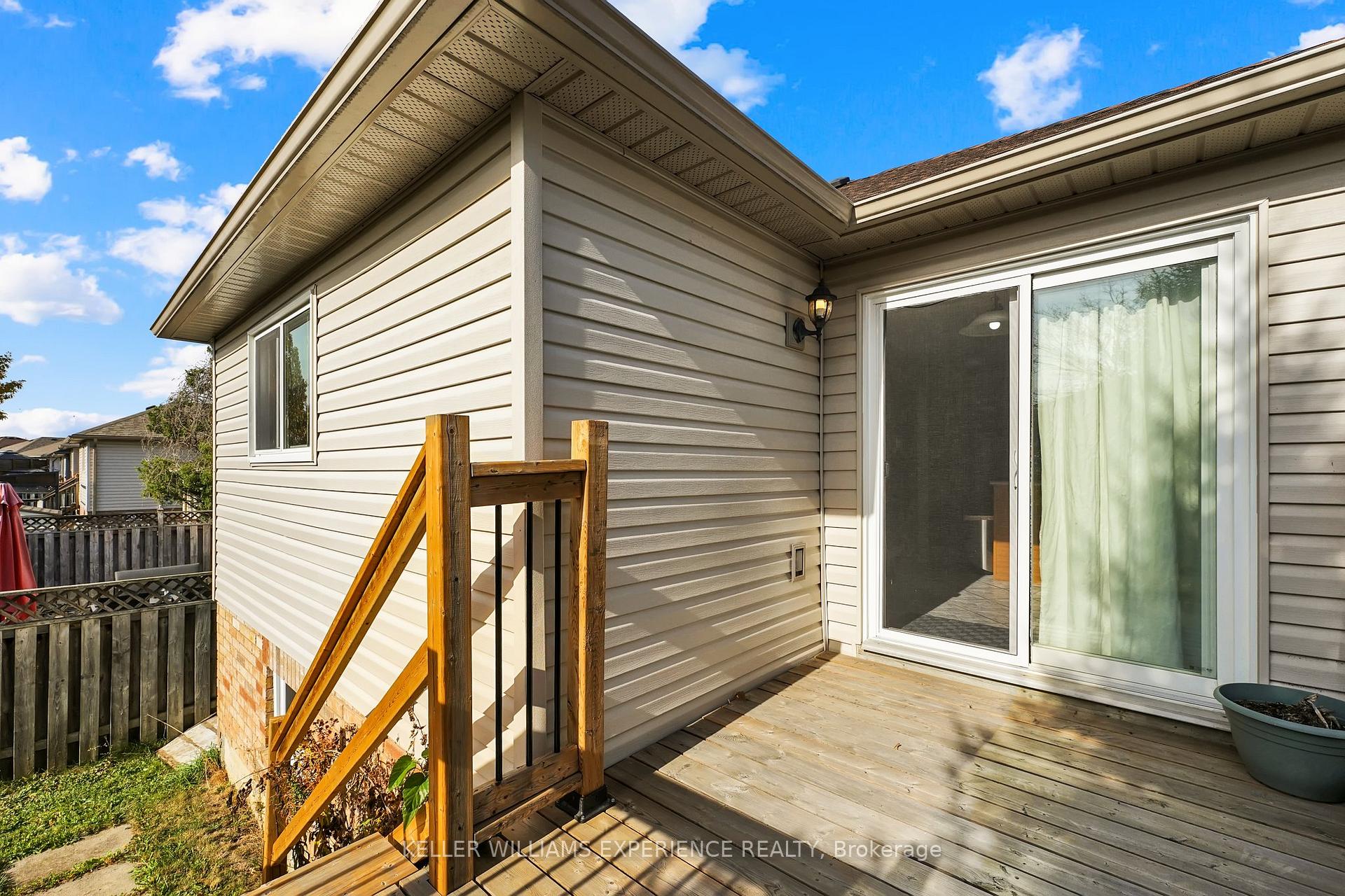 Photo 27 of 109 Athabaska Road, Barrie, Holly — HOMEH
