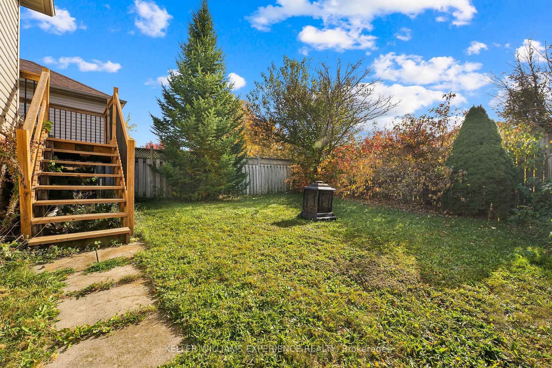 Photo 28 of 109 Athabaska Road, Barrie, Holly — HOMEH