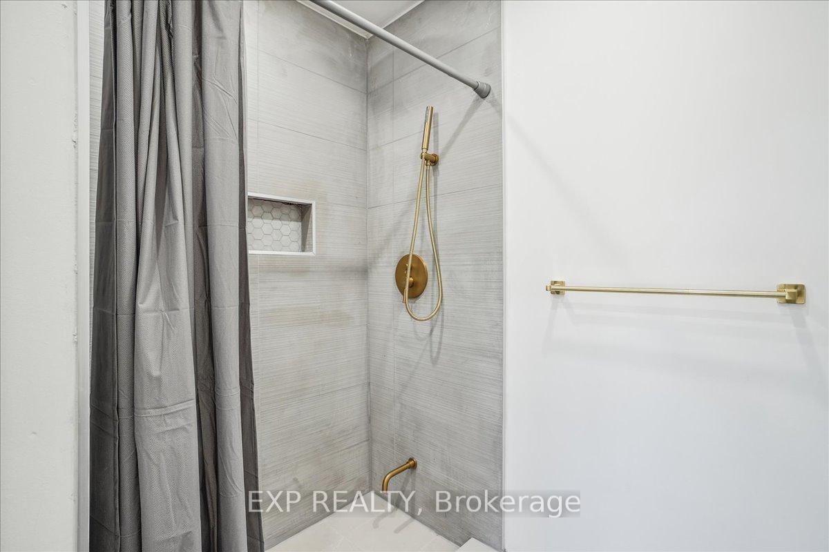 Photo 9 of 118 Deschene Avenue, Hamilton, Greeningdon — HOMEH