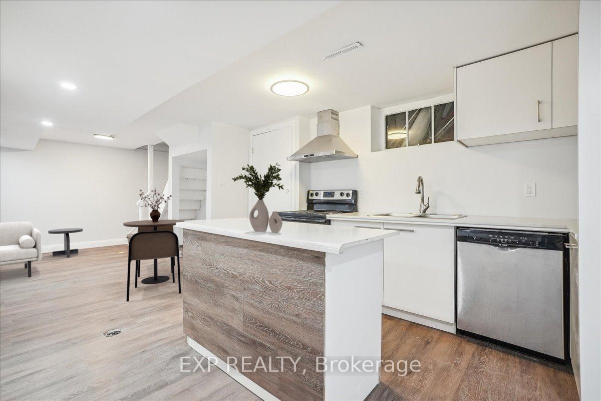 Photo 19 of 118 Deschene Avenue, Hamilton, Greeningdon — HOMEH
