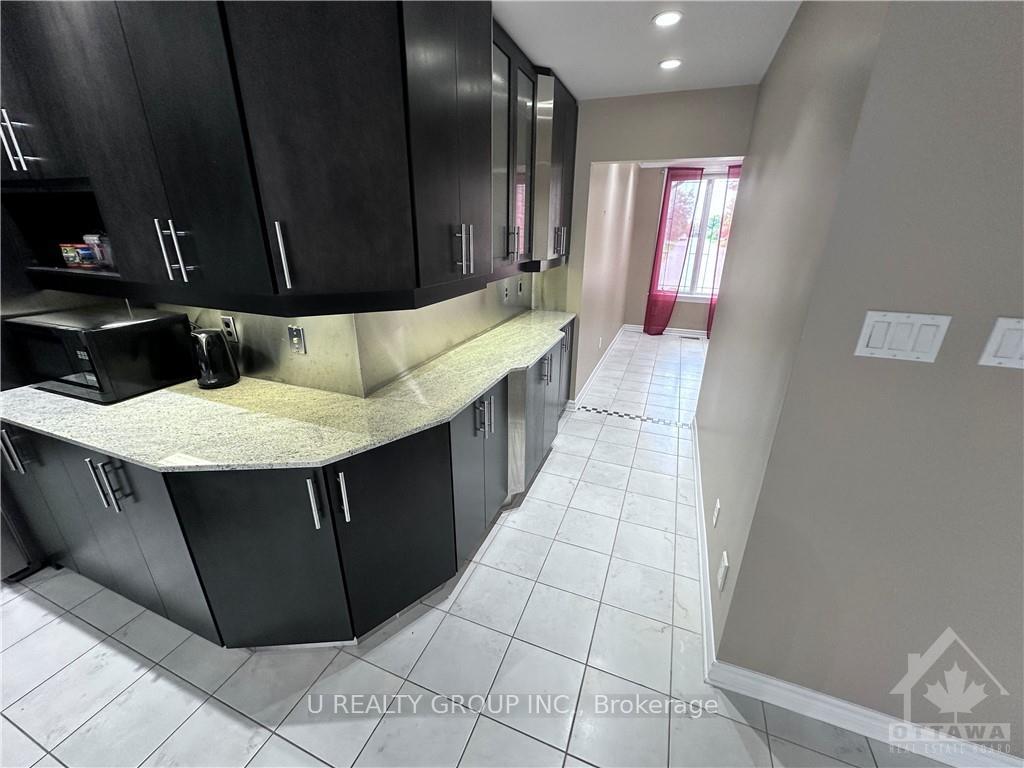 Photo 6 of 657 Devonwood Circle, Ottawa, Blossom Park/Kemp Park/Findlay Creek — HOMEH