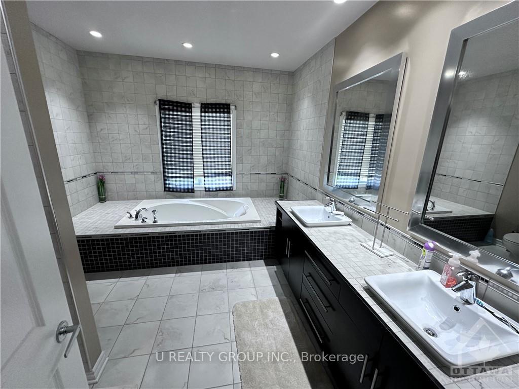 Photo 13 of 657 Devonwood Circle, Ottawa, Blossom Park/Kemp Park/Findlay Creek — HOMEH