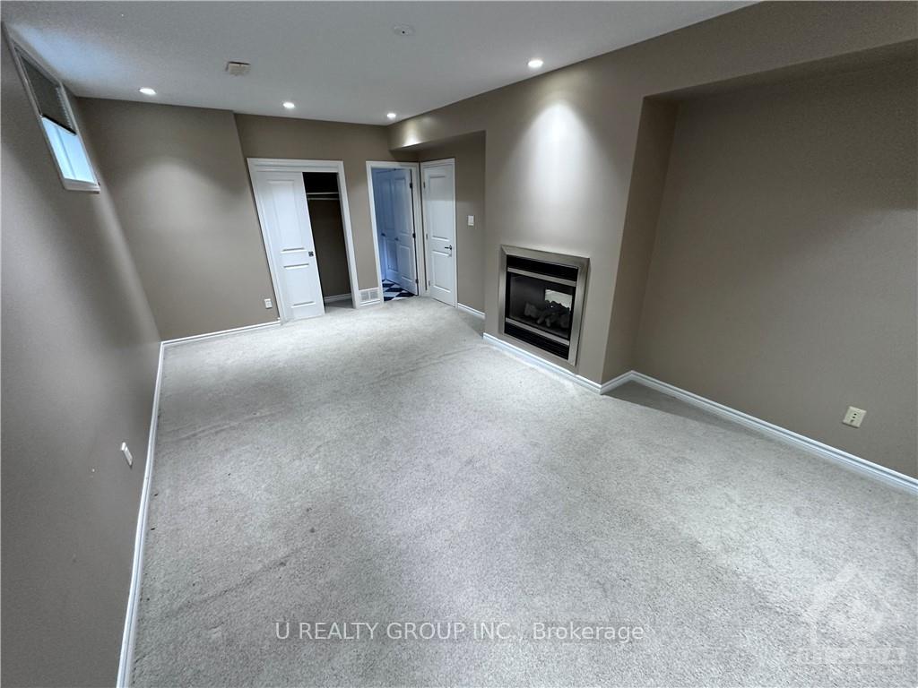 Photo 17 of 657 Devonwood Circle, Ottawa, Blossom Park/Kemp Park/Findlay Creek — HOMEH