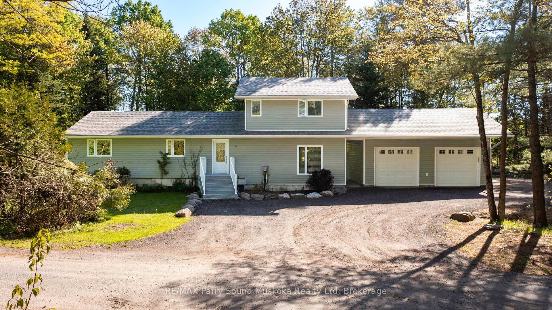Photo 4 of 8 Pineridge Drive, McDougall — HOMEH