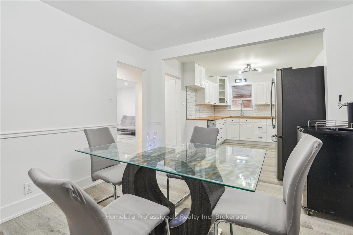 Photo 11 of 6 Sylvia Avenue, Hamilton, Rosedale — HOMEH