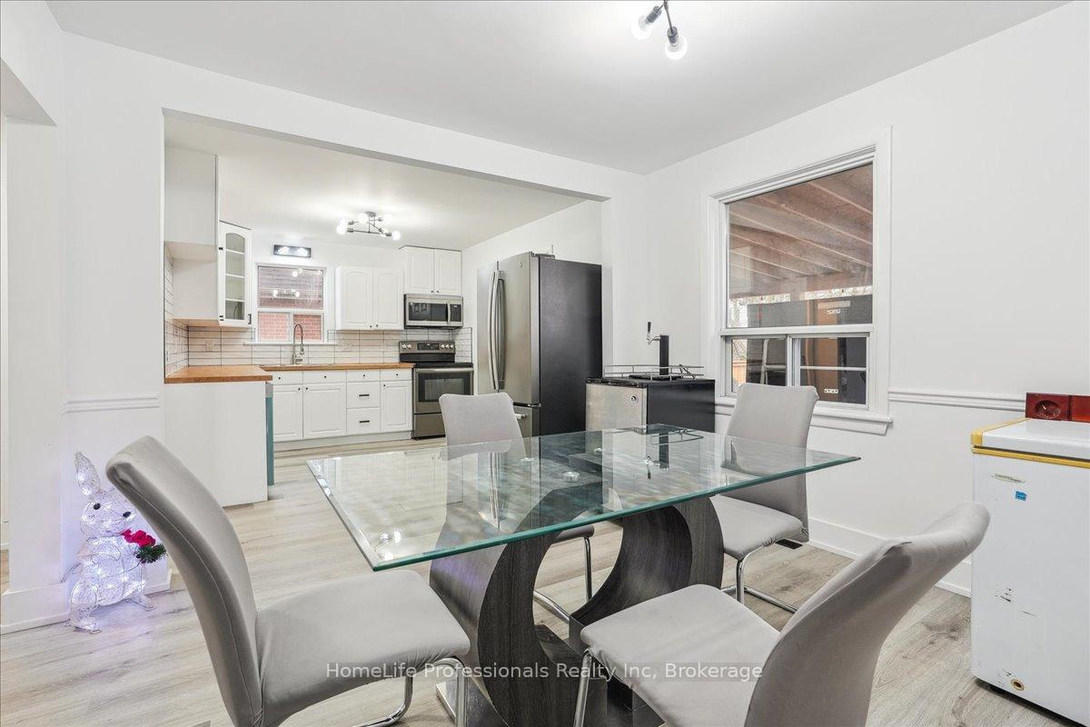 Photo 12 of 6 Sylvia Avenue, Hamilton, Rosedale — HOMEH