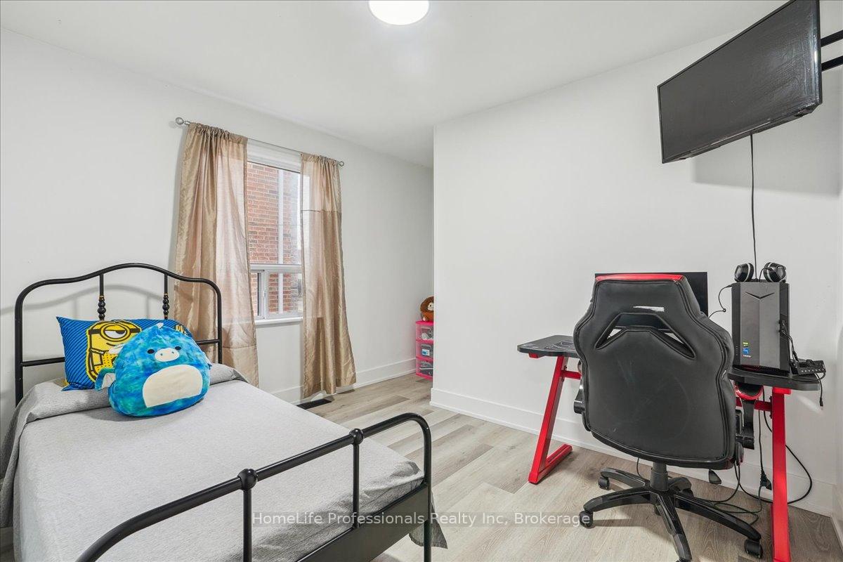 Photo 18 of 6 Sylvia Avenue, Hamilton, Rosedale — HOMEH