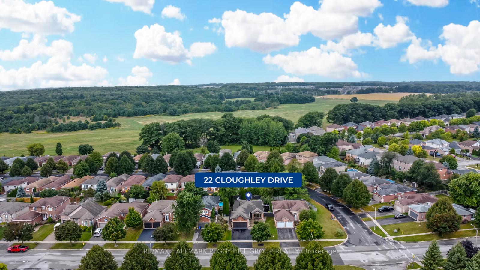Photo 27 of 22 Cloughley Drive, Barrie, Northwest — HOMEH
