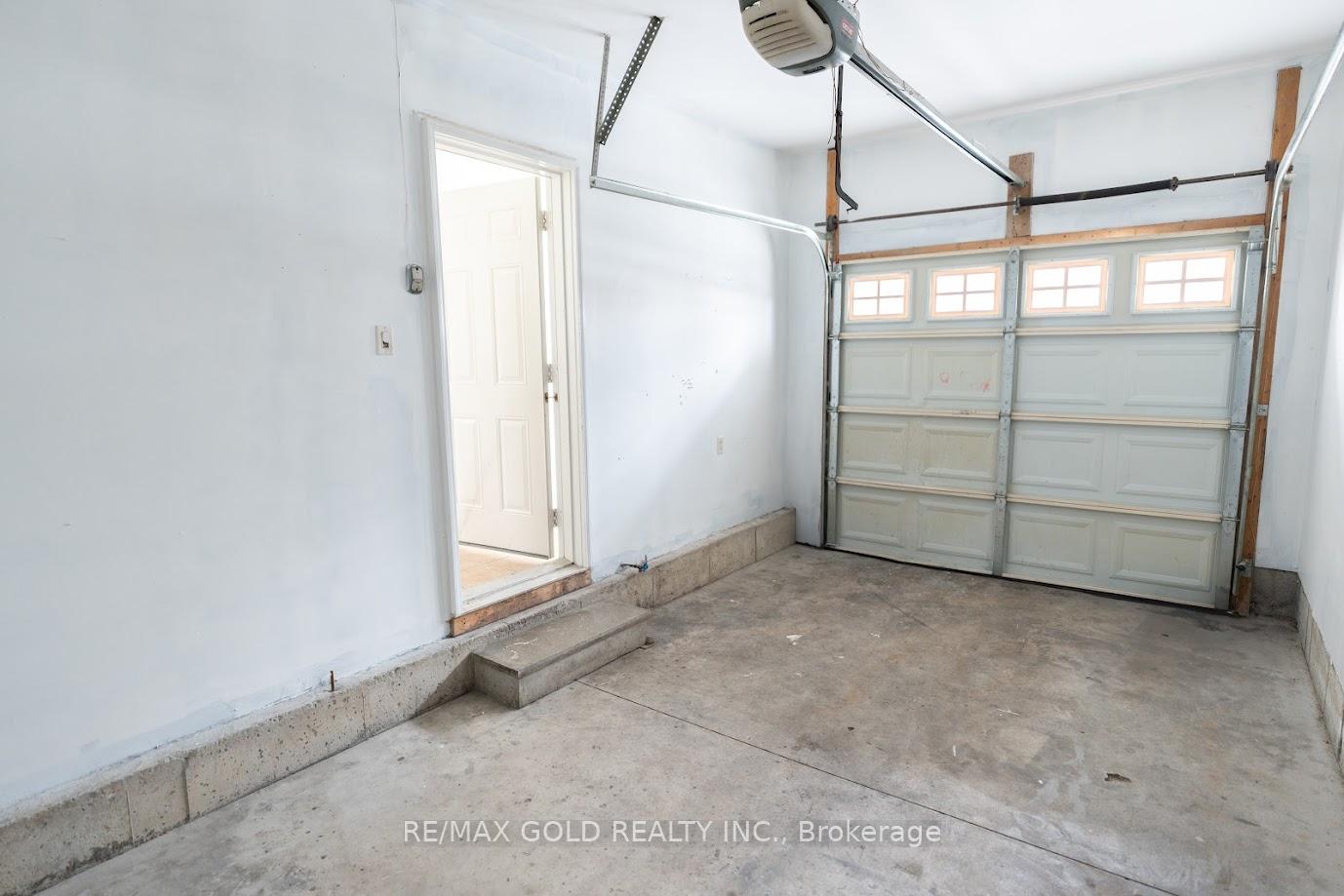 Photo 15 of 78 Bunting Road, St. Catharines, E. Chester — HOMEH