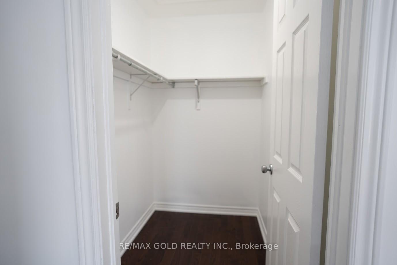Photo 18 of 78 Bunting Road, St. Catharines, E. Chester — HOMEH
