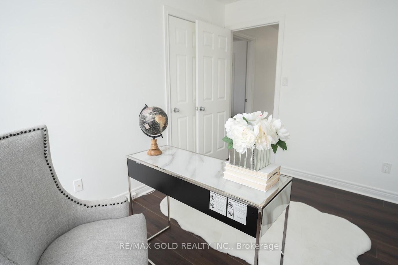 Photo 28 of 78 Bunting Road, St. Catharines, E. Chester — HOMEH