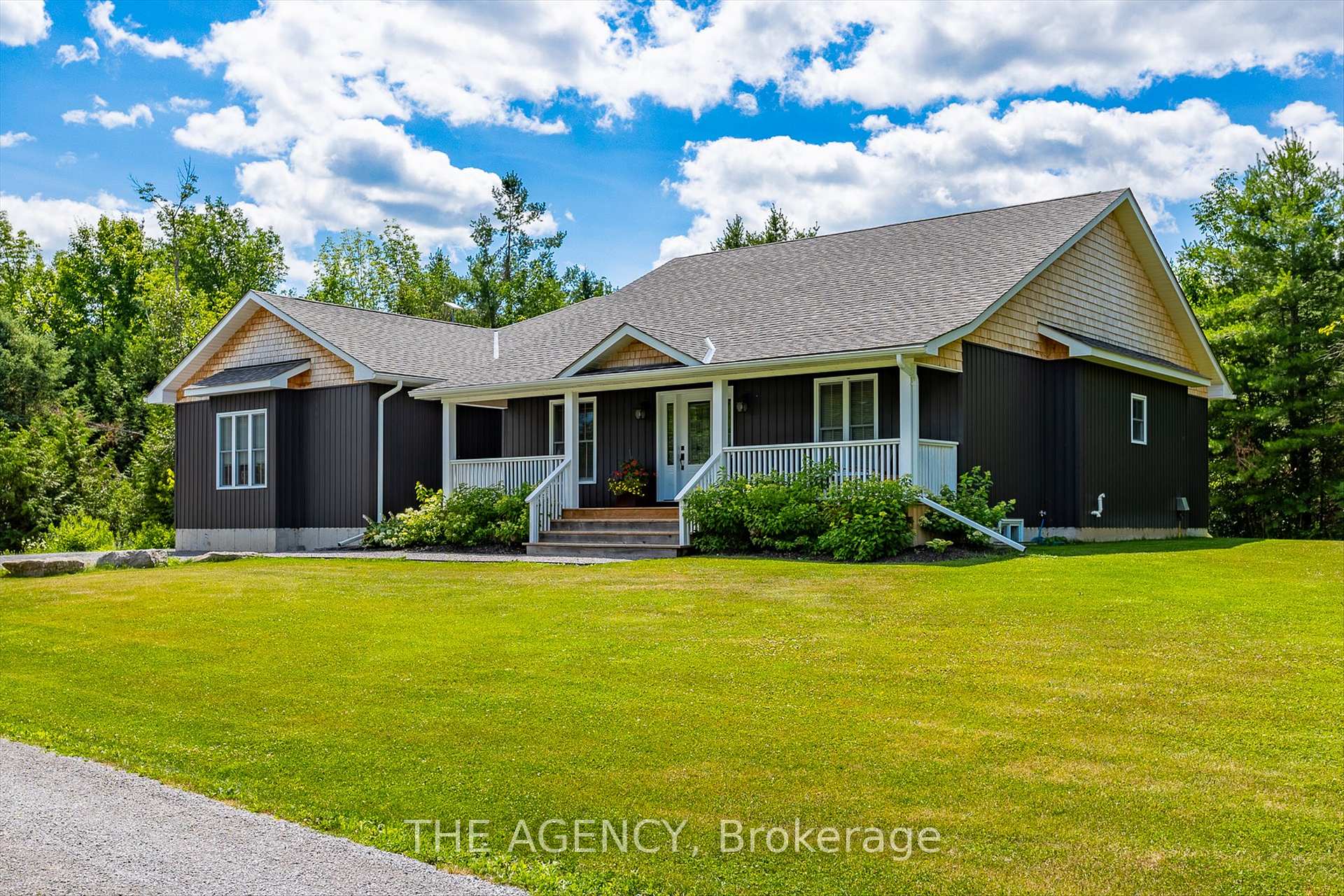 Front of 1658 County Road 40