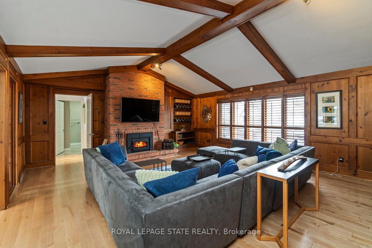 Photo 41 of 18 Stonegate Drive, Hamilton, Ancaster — HOMEH