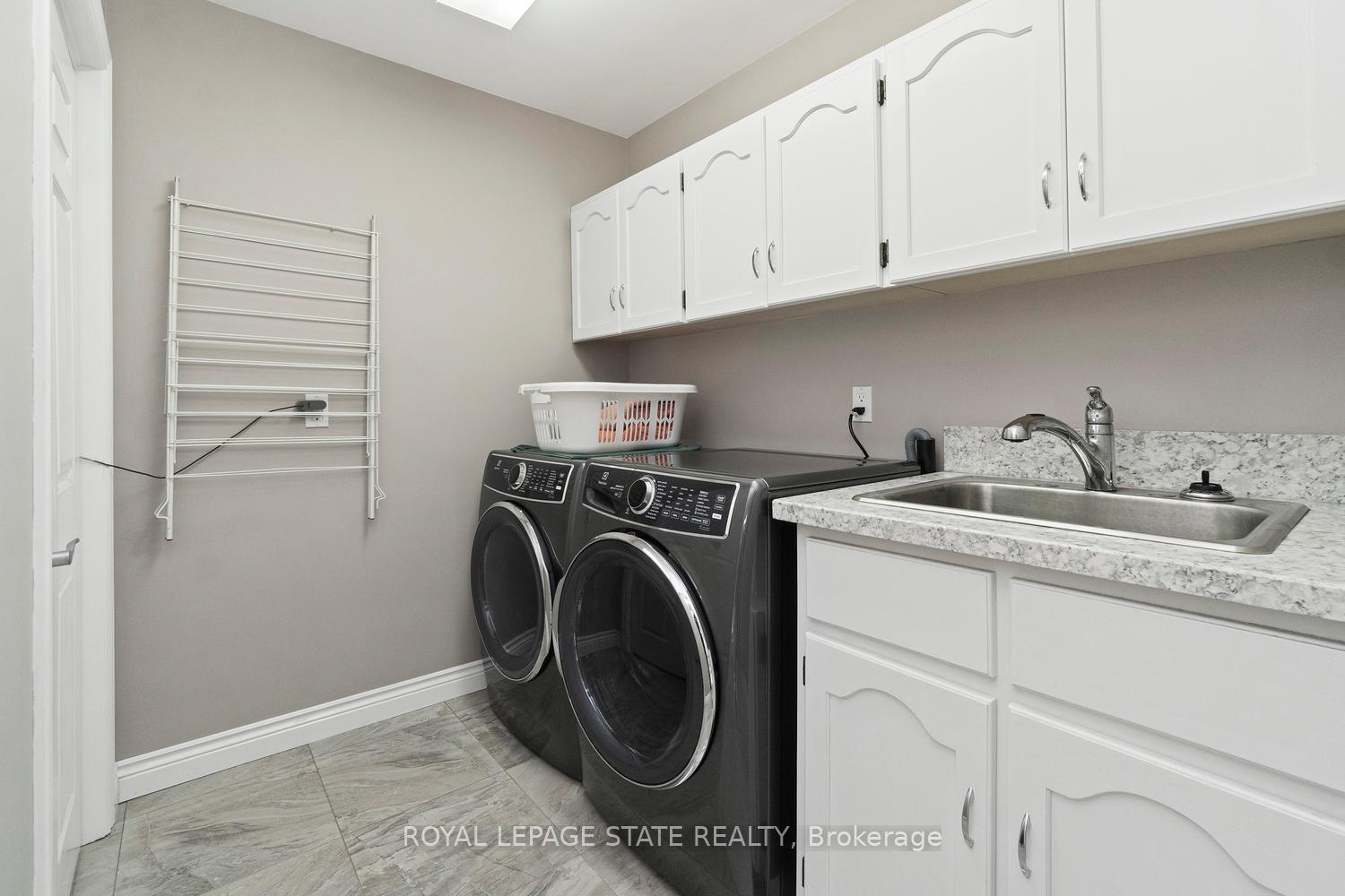 Photo 46 of 18 Stonegate Drive, Hamilton, Ancaster — HOMEH