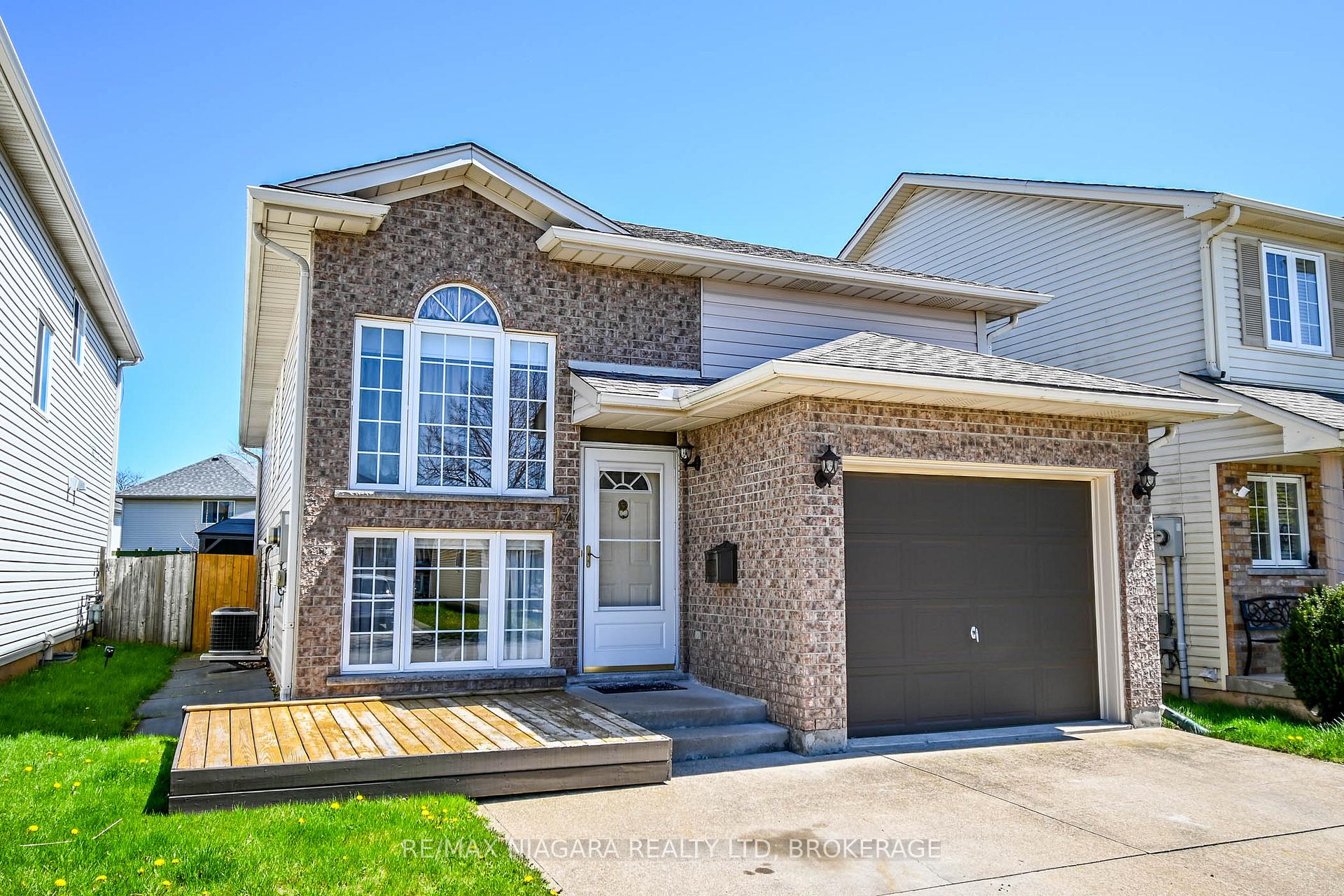 Front of 14 Jennifer Crescent