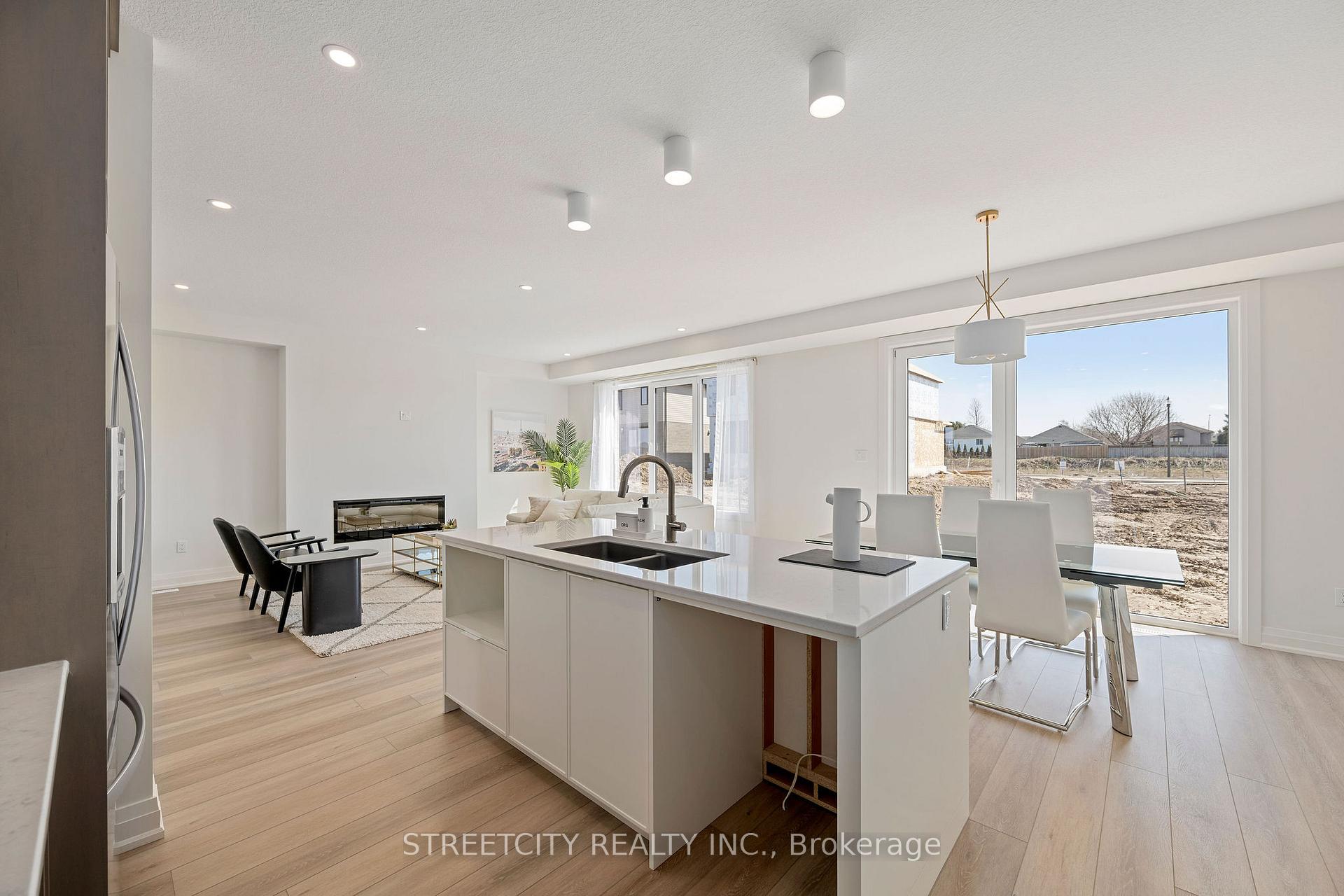 Photo 8 of 51 Lucas Road, St. Thomas — HOMEH