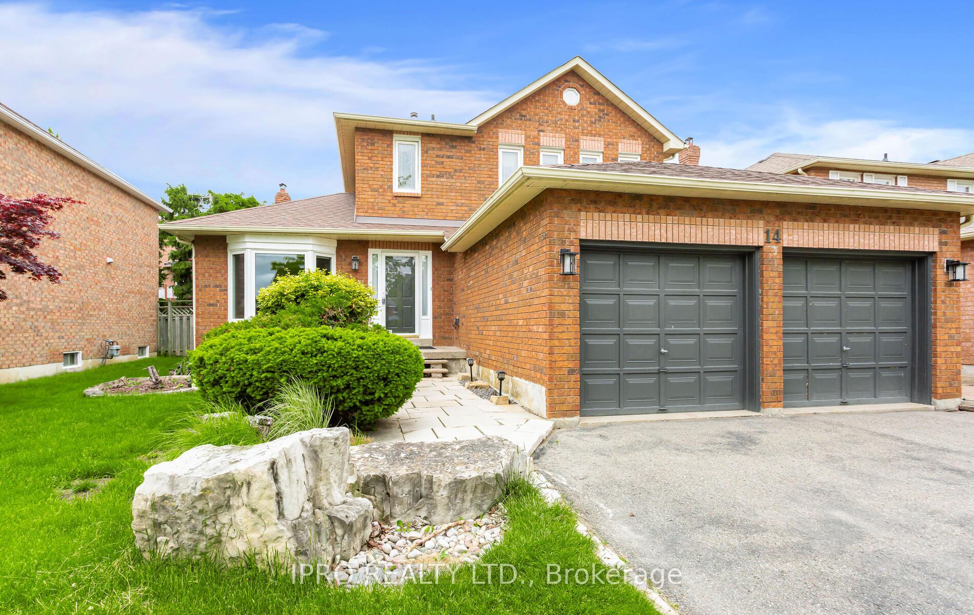 Photo 3 of 14 Burt Drive, Brampton, Northwood Park — HOMEH