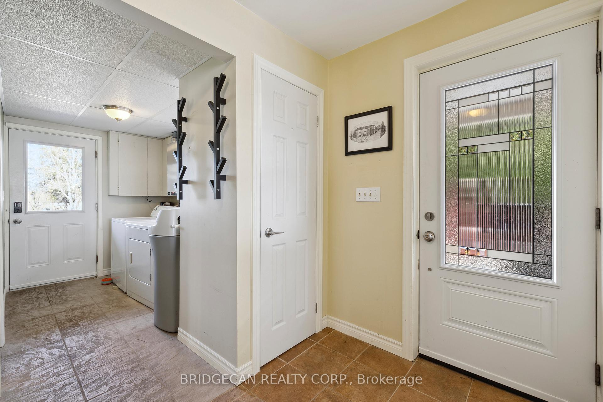 Photo 2 of 827 6th Concession Road W, Hamilton, Rural Flamborough — HOMEH