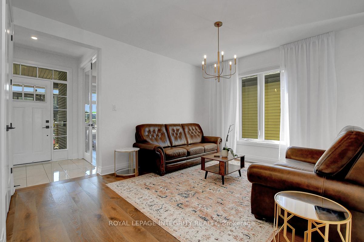 Photo 6 of 275 Ginebik Way, Ottawa, Blossom Park/Kemp Park/Findlay Creek — HOMEH