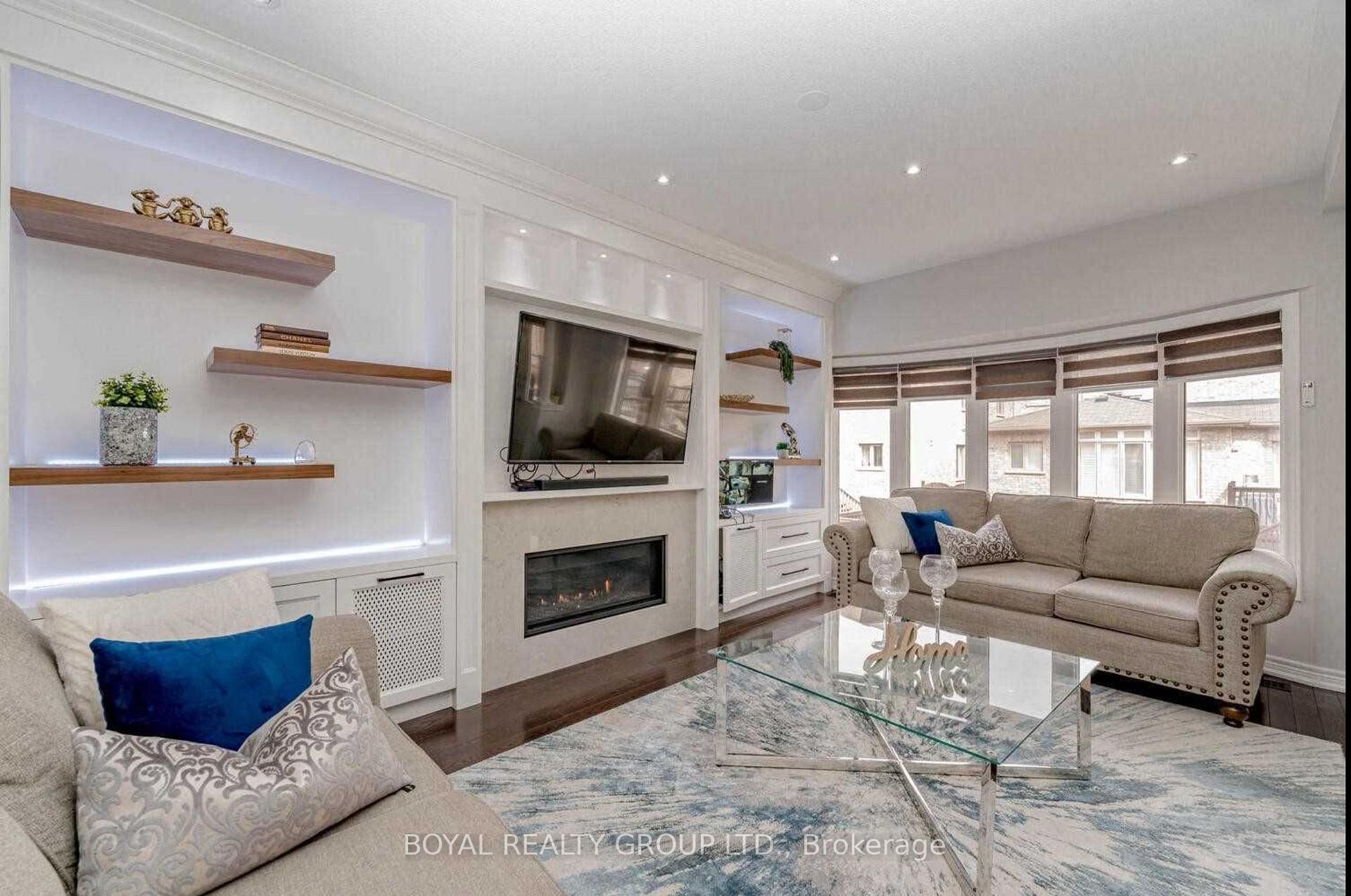 Photo 15 of 121 Leadership Drive, Brampton, Credit Valley — HOMEH