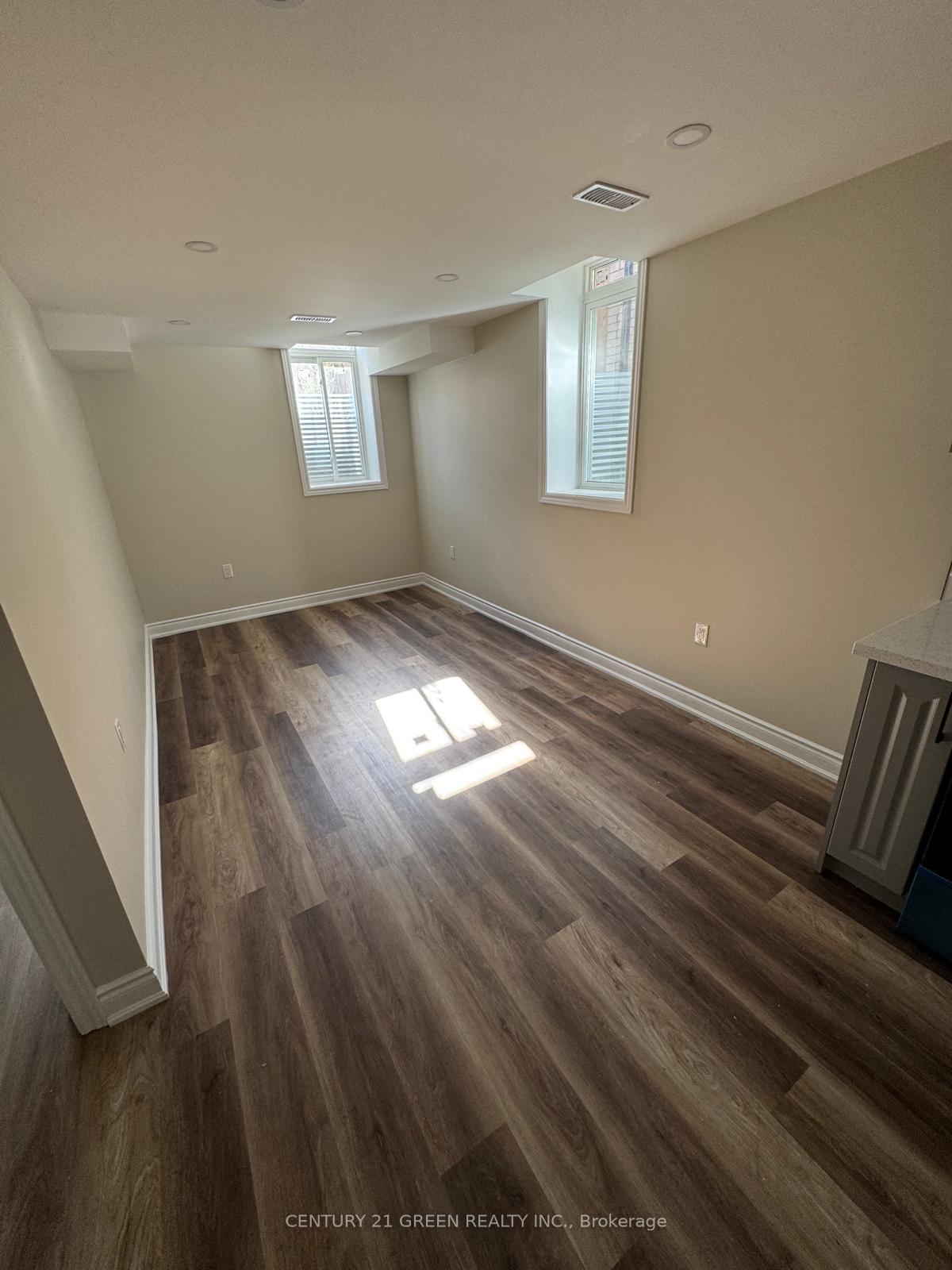 Photo 8 of Unit #2, 18 Coulterville Drive, Caledon, Rural Caledon — HOMEH