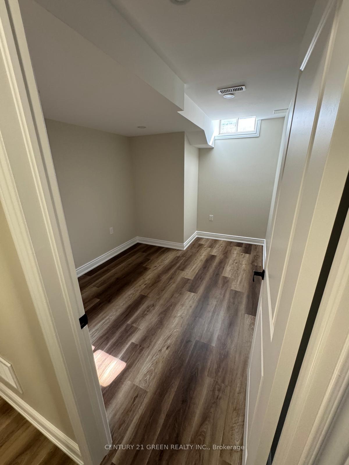 Photo 9 of Unit #2, 18 Coulterville Drive, Caledon, Rural Caledon — HOMEH