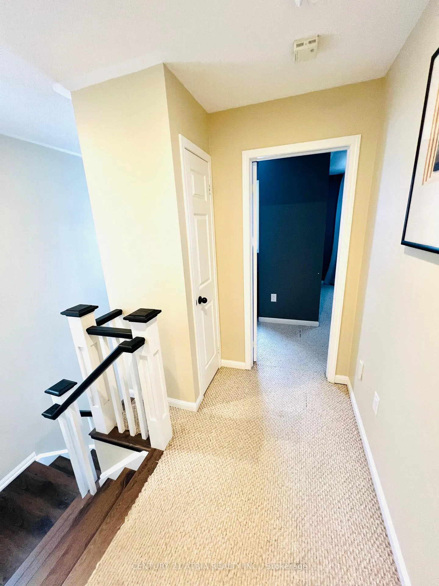 Photo 8 of 19 Bird Street, Barrie, Edgehill Drive — HOMEH