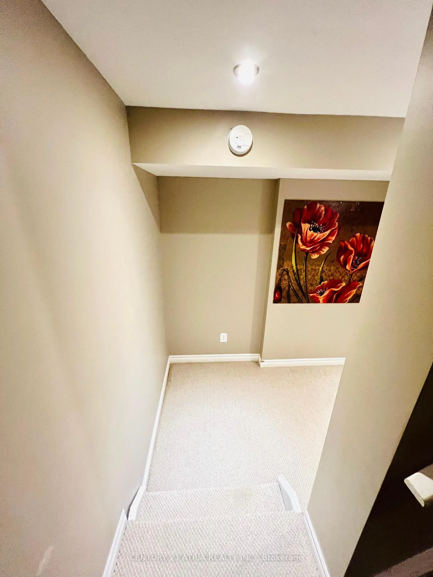 Photo 10 of 19 Bird Street, Barrie, Edgehill Drive — HOMEH