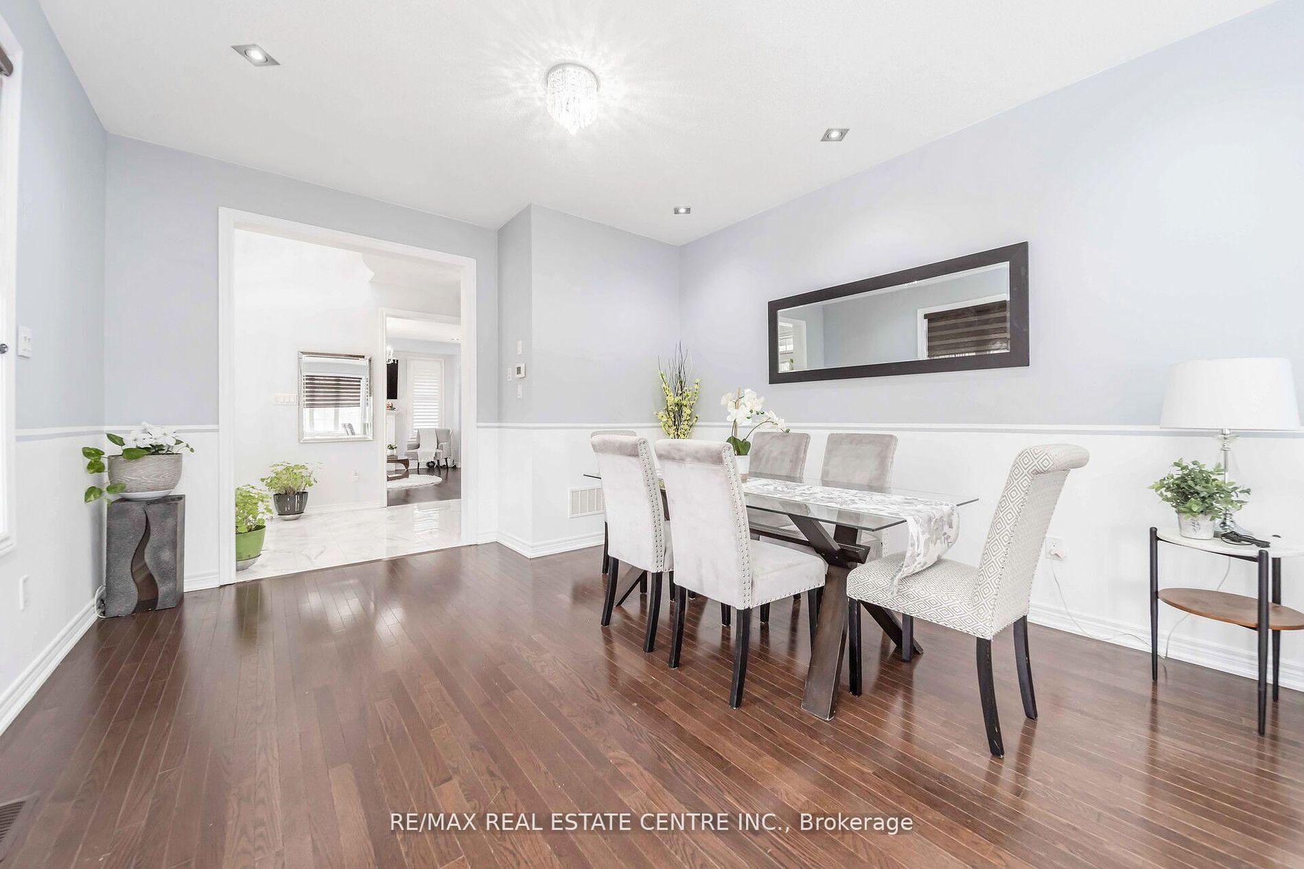 Photo 10 of 1 Sage Meadow Crescent, Brampton, Credit Valley — HOMEH