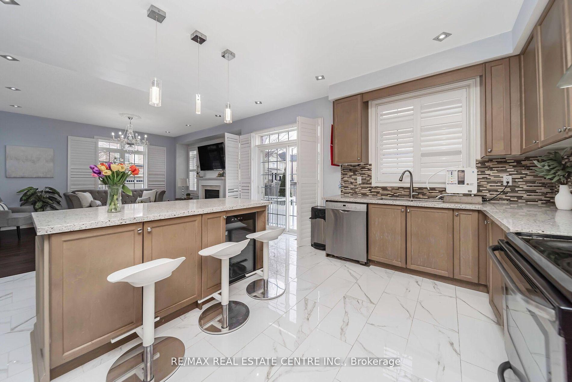 Photo 15 of 1 Sage Meadow Crescent, Brampton, Credit Valley — HOMEH