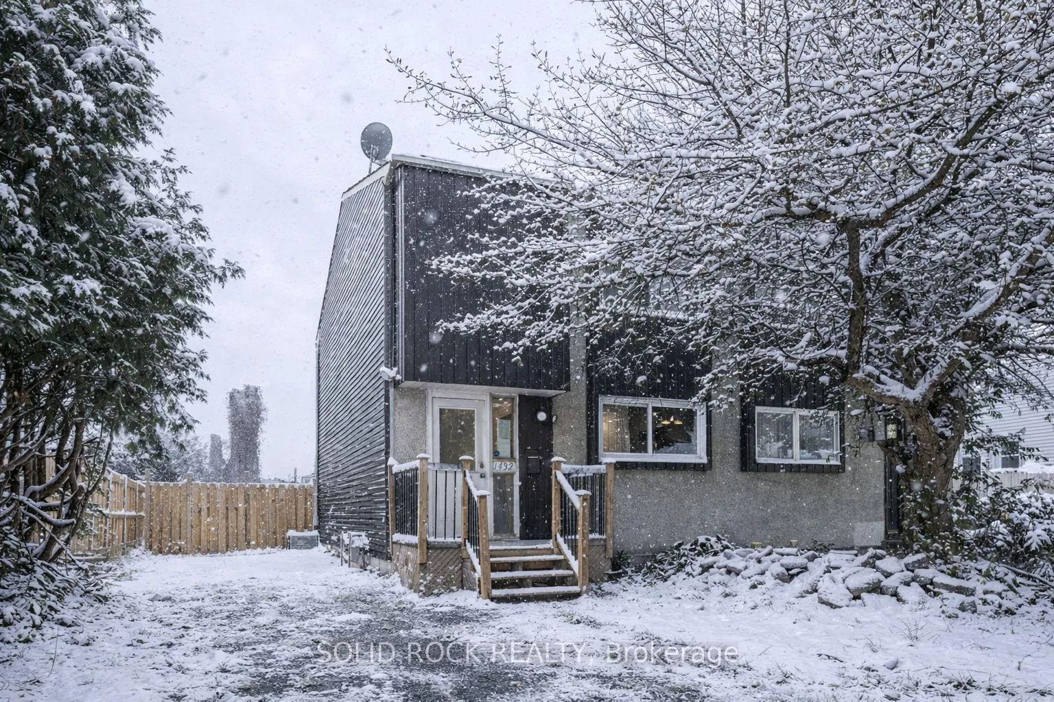 Photo 1 of 1432 Leigh Crescent, Ottawa, Carson Grove — HOMEH