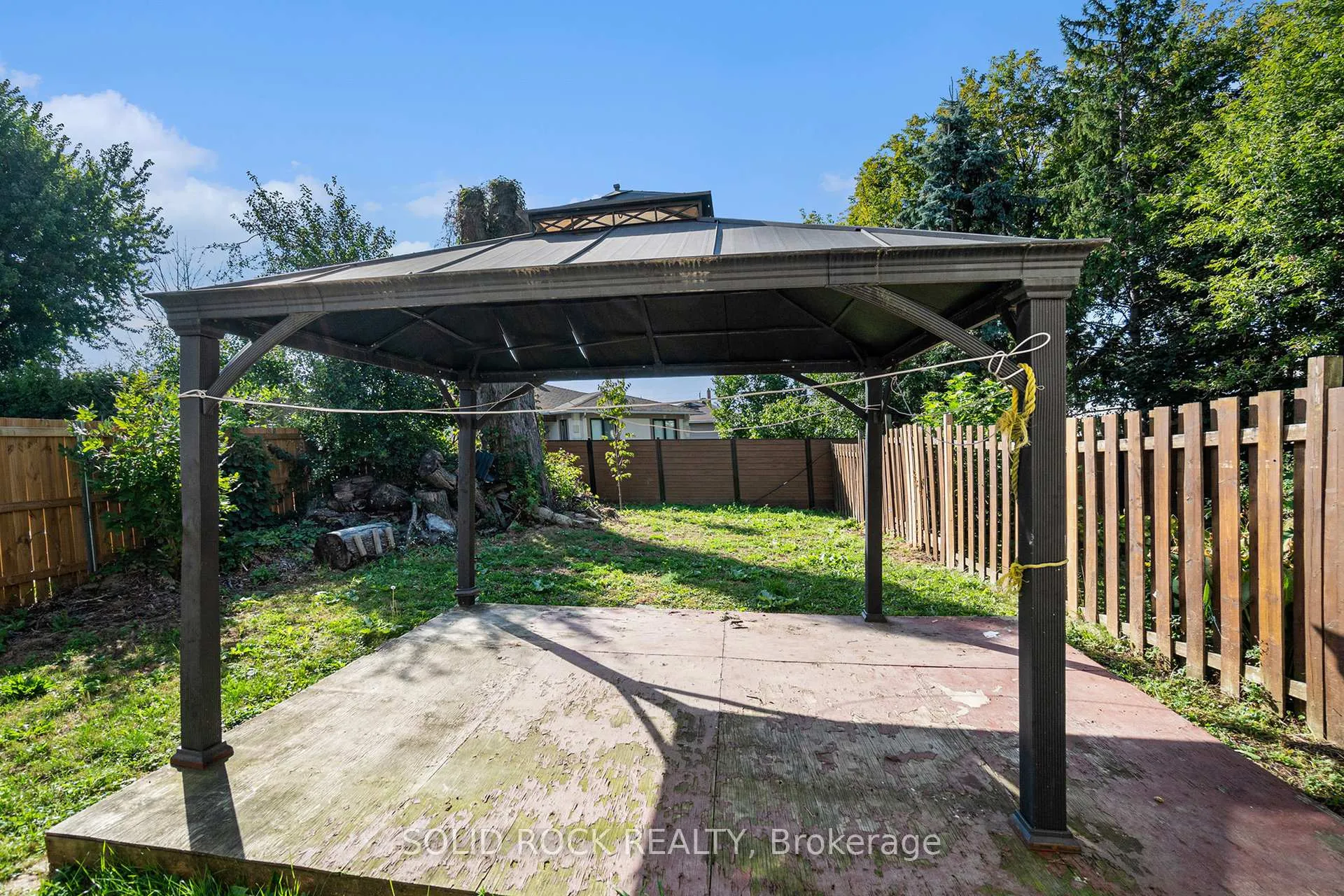Photo 19 of 1432 Leigh Crescent, Ottawa, Carson Grove — HOMEH
