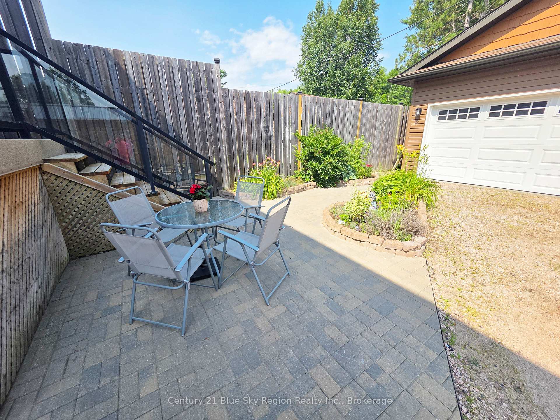 Photo 9 of 552 Main Street S, Callander — HOMEH