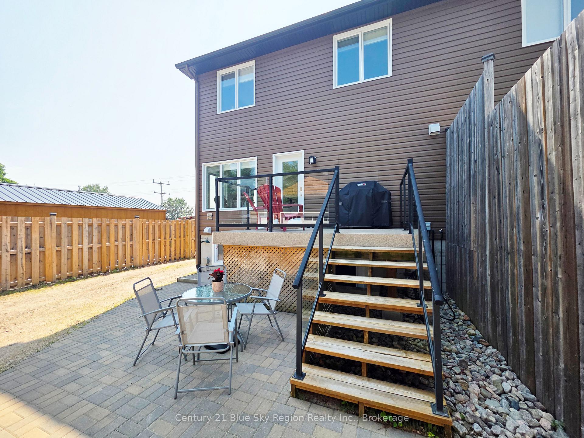 Photo 10 of 552 Main Street S, Callander — HOMEH