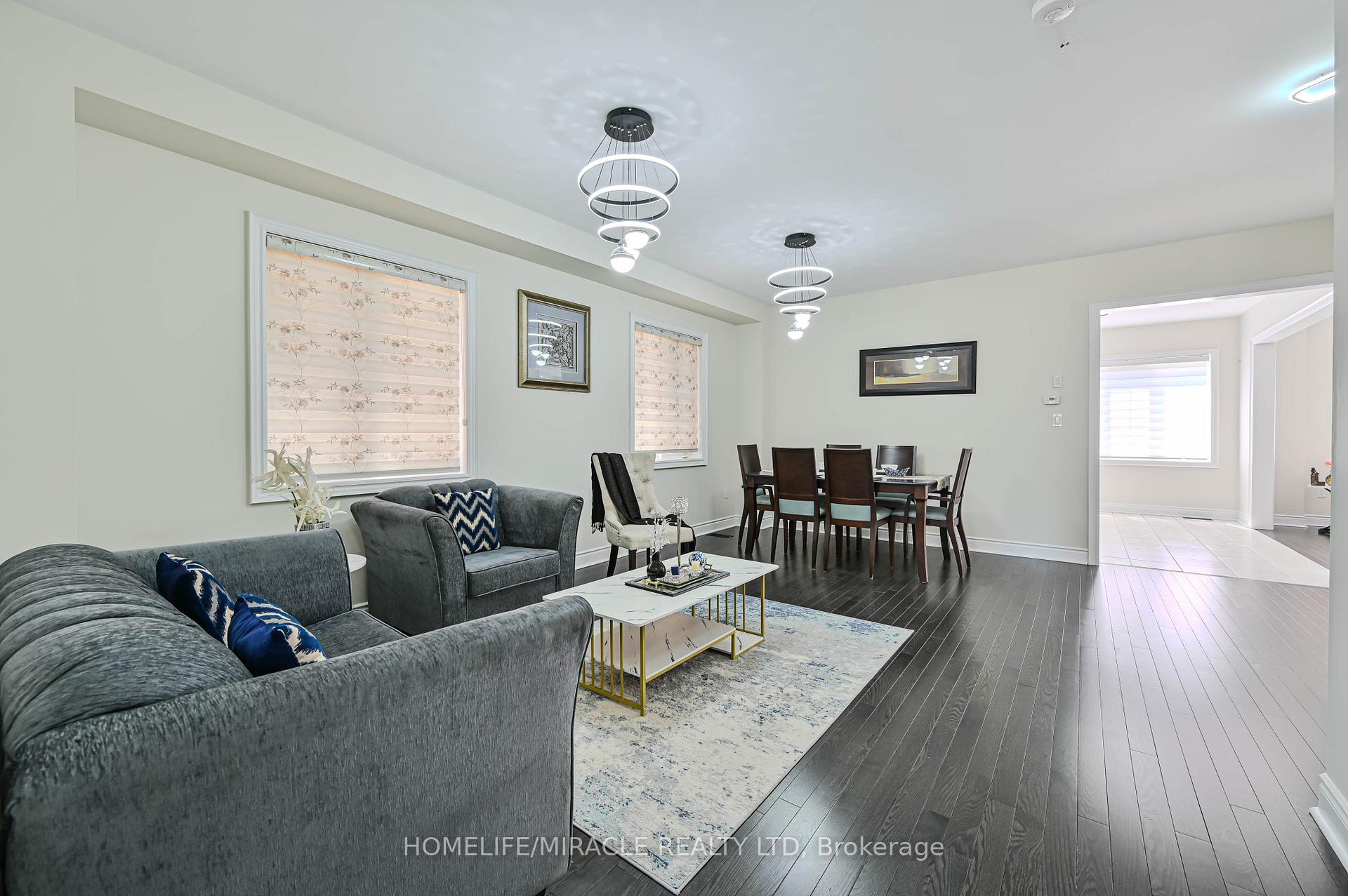 Photo 10 of 4 Camston Road, Brampton, Toronto Gore Rural Estate — HOMEH