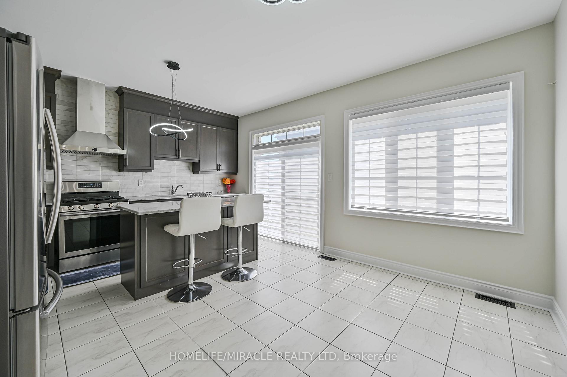 Photo 18 of 4 Camston Road, Brampton, Toronto Gore Rural Estate — HOMEH