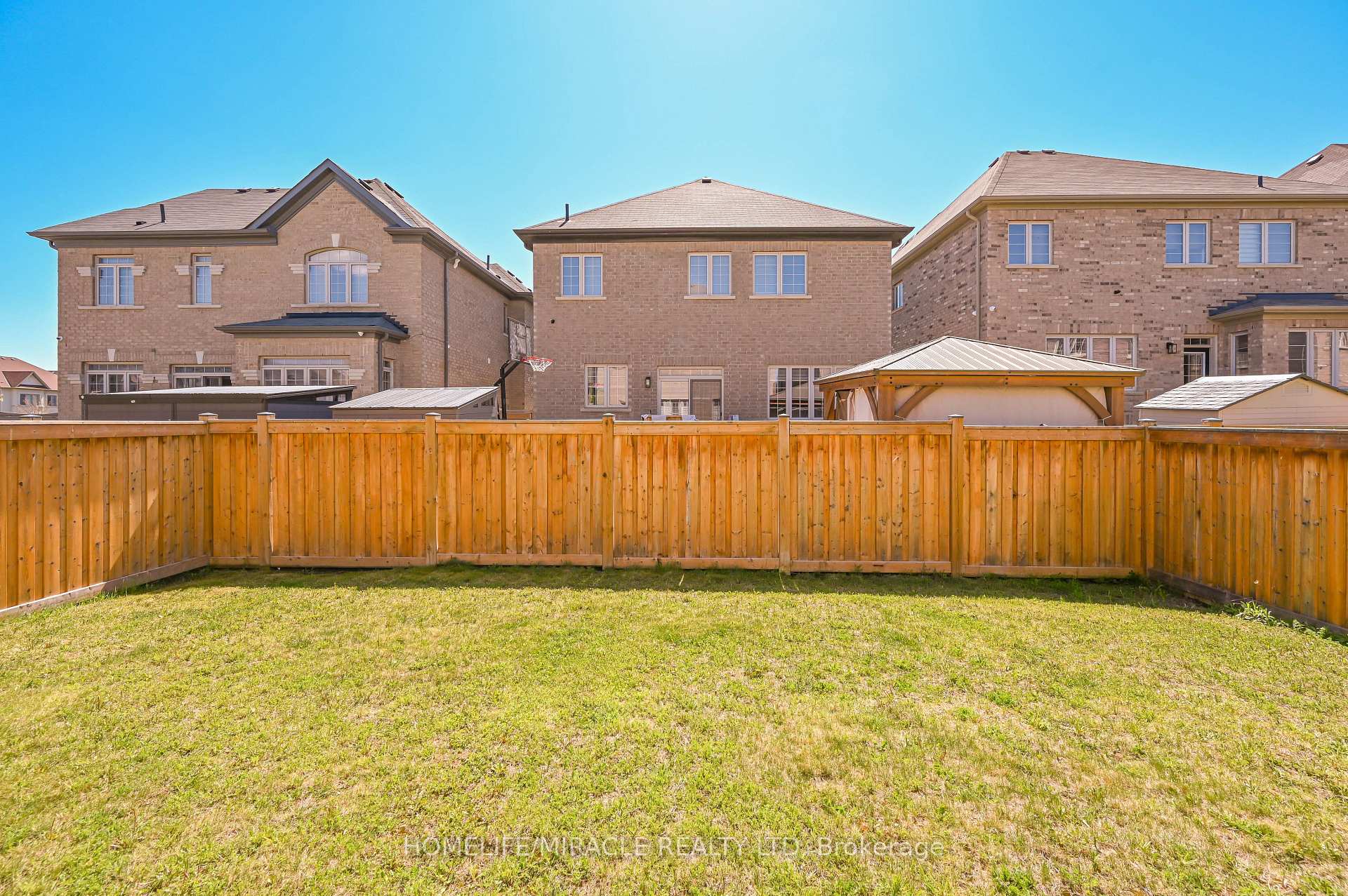 Photo 46 of 4 Camston Road, Brampton, Toronto Gore Rural Estate — HOMEH