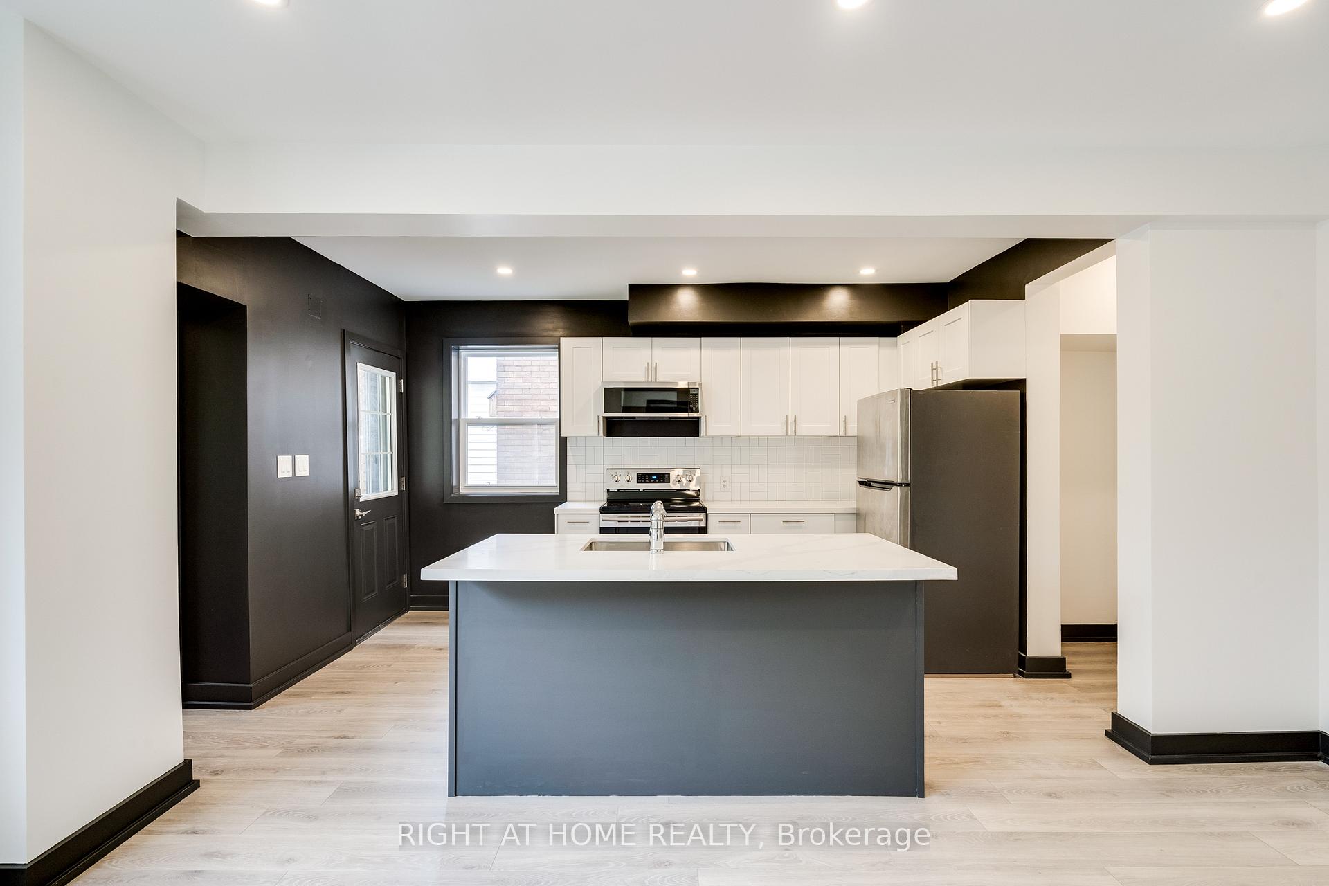 Photo 2 of 183 Maplewood Avenue, Hamilton, Blakeley — HOMEH