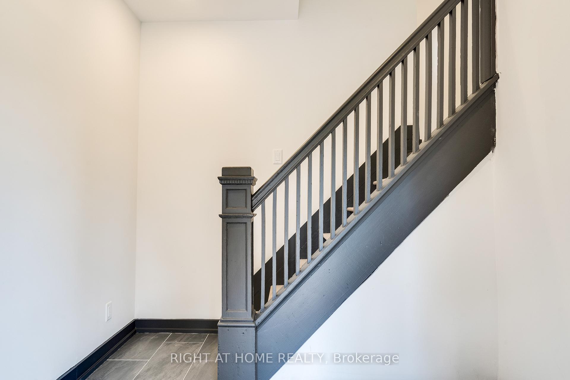 Photo 10 of 183 Maplewood Avenue, Hamilton, Blakeley — HOMEH